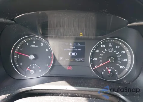 2020 Kia Forte Lxs z USA, uszkodzony, nr VIN 3KPF24AD7LE203220